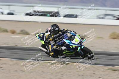 media/Oct-30-2025-Racers Edge (Thu) [[dabbdaf680]]/2-A Group/Session 3 (Turn 15 Inside)/